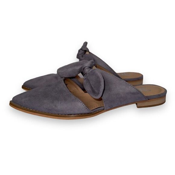 Journee Collection Telulah Pointed Toe Slip-on Flat Grey Velvet Women's 6 - Picture 2 of 10